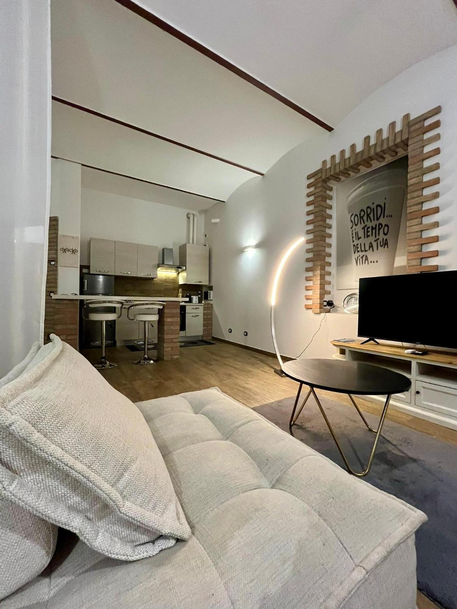 Residenza Corrado By Almanova Residenze Apartment Mantova Exterior photo